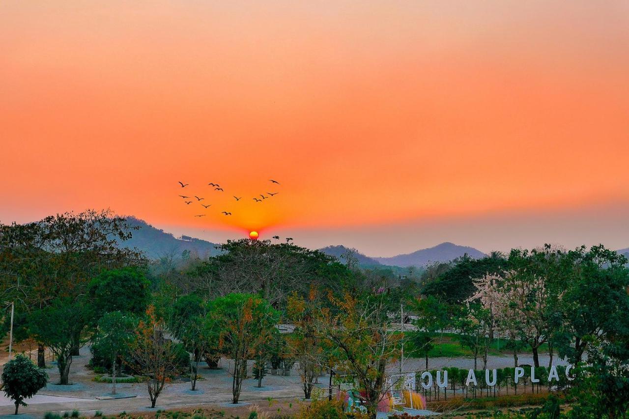 Au Place Hotel Loei Eksteriør bilde